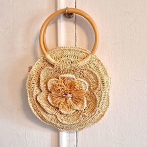 Elegant Tan Woven Handbag